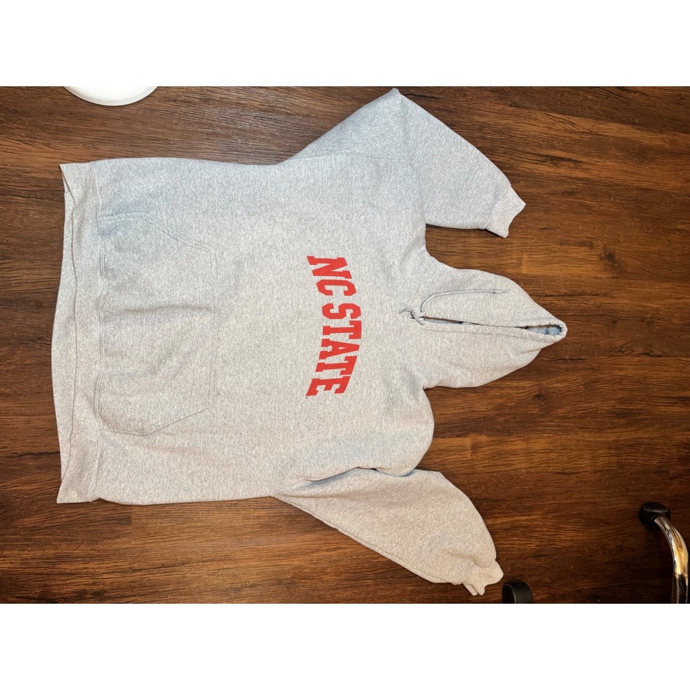NC State University Hoodie Gildan Heavy Blend Gray Red Pullover Mens 2XL Y2K